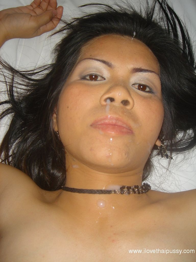Bonito Tailandês Bar menina fone fica coberto no Esperma depois de deitado De volta para um foda