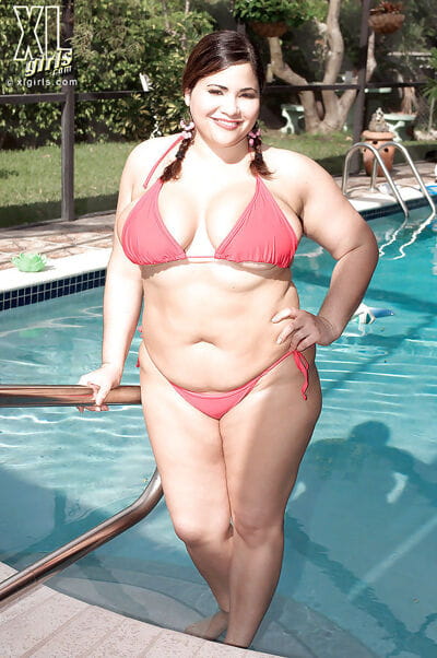 Big titted fatty MILF Gia Johnson with pigtails strips by the pool