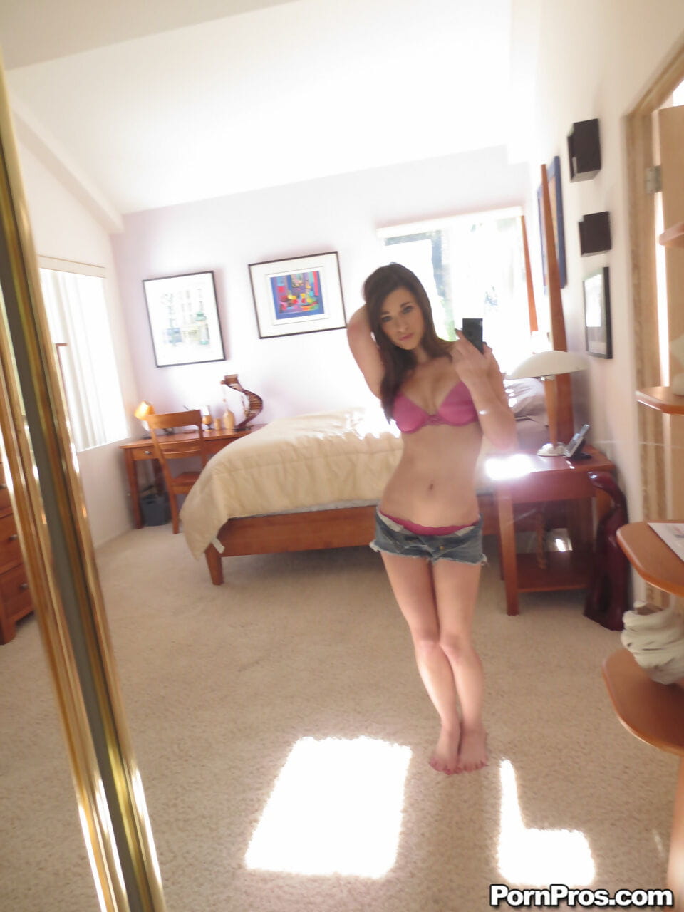اسي تشانينج يتكبر لها الطبيعية الثدي يحصل عارية و يأخذ مثير selfies