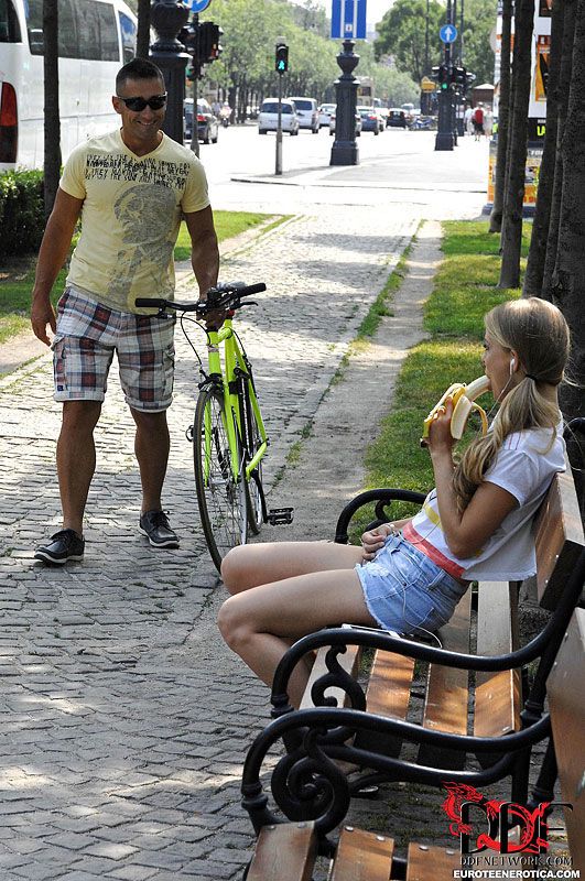 евро подросток Кайен Кляйн Дует и езда Большой Хуй после улица самовывоз