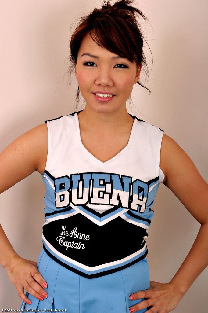 Amador Ásia solo menina galpões Cheerleader uniforme para nua pequeno teen mamas